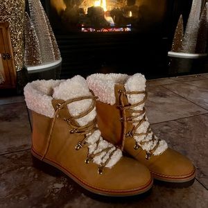 Tommy Hilfiger boots